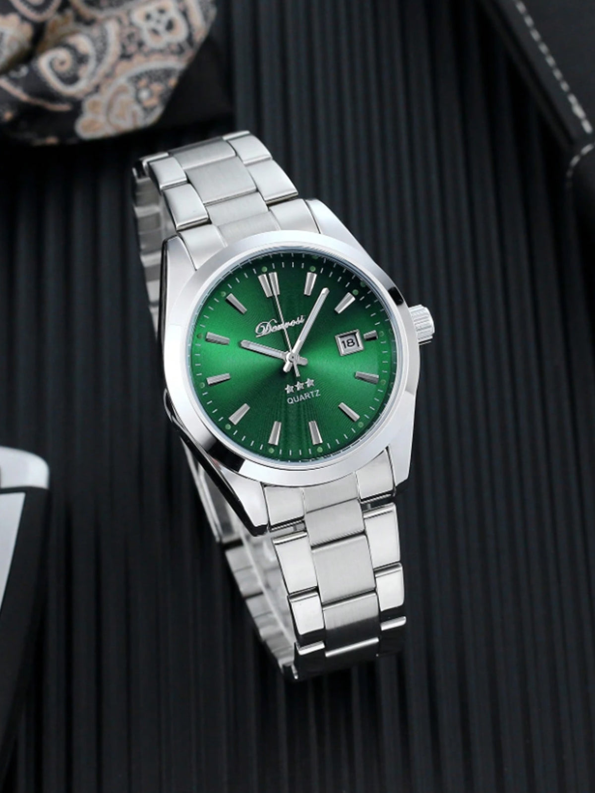 Relógio Quartz Pagani Design Verde Pulseira Aço Inoxidável Data