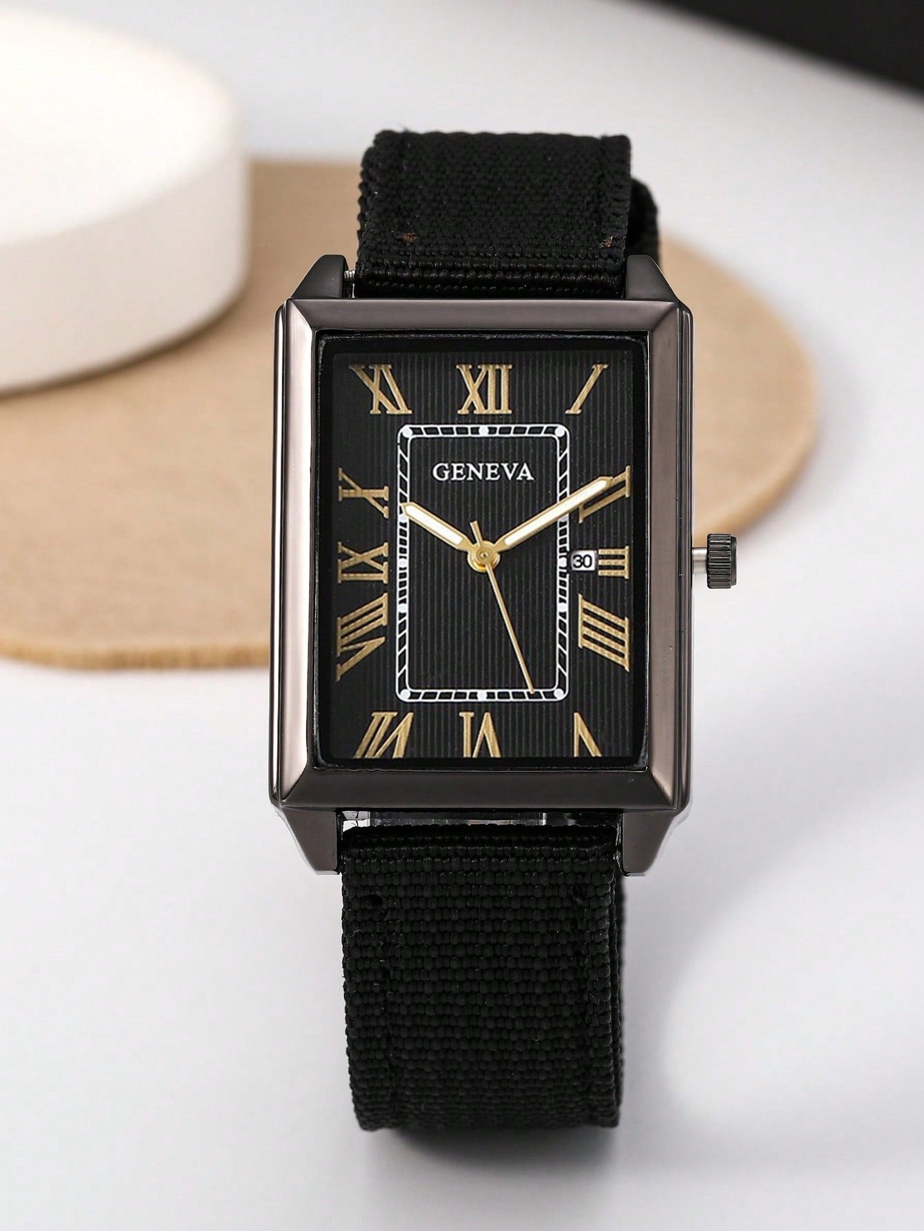 Relógio Masculino Caixa Quadrada Números Romanos Tecido