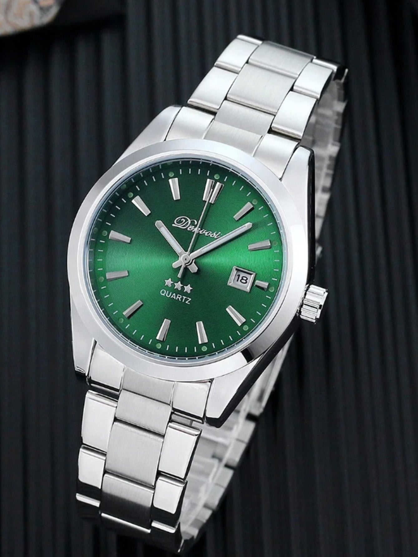 Relógio Quartz Pagani Design Verde Pulseira Aço Inoxidável Data